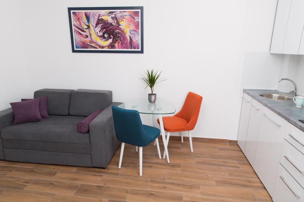 Apartment Koral Рума Екстер'єр фото