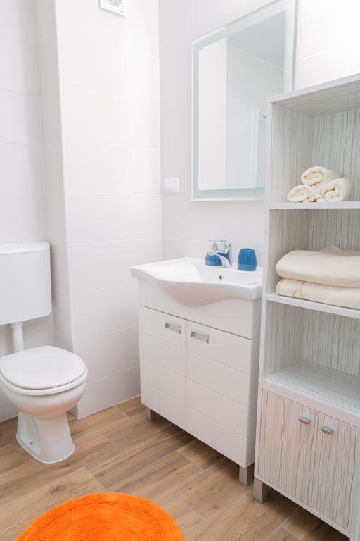 Apartment Koral Рума Екстер'єр фото